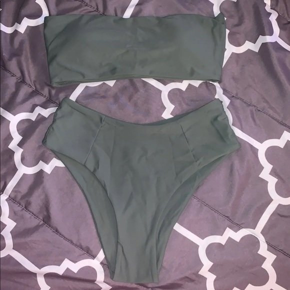 Bathing suit - Picture 2 of 2